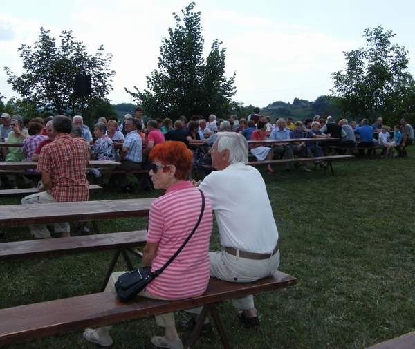 Ljudska pesem je poslanstvo in dragocena dediščina